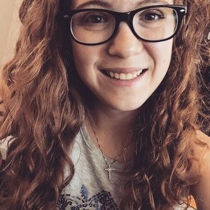 Meet your Posher, Skylar